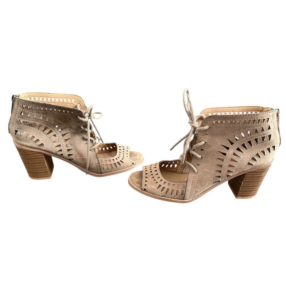 Canyon‎ River Blues Renee Taupe Laser Cut Peep Toe Lace Up Block Heel Booties 8